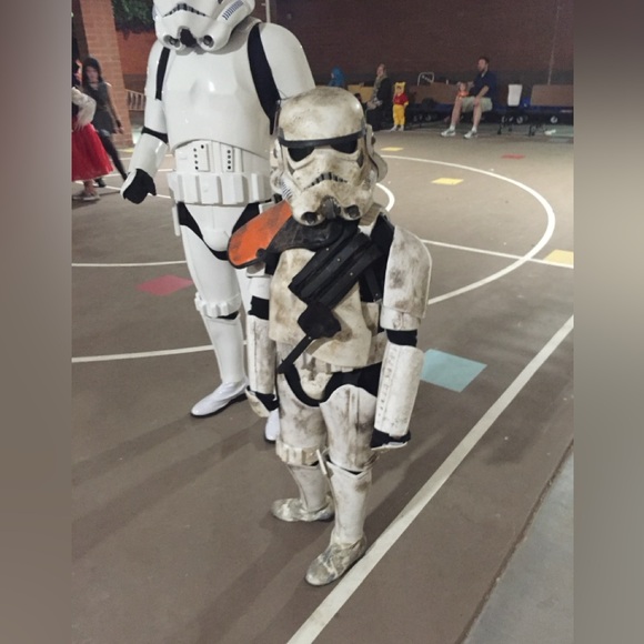 Meet your Posher, Eileen - Picture 2 of 2